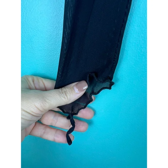 Urban Outfitters Black Sheer Mesh Ruched Crop Top — Lettuce Hem Long Sleeve — Si - Picture 4 of 5